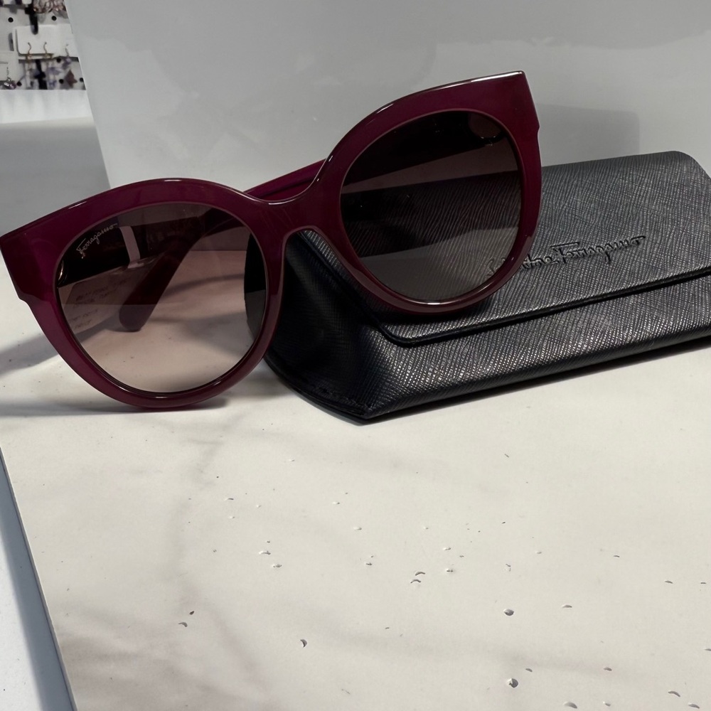 Salvatore Ferragamo brand new Magenta Sunglasses with tags case